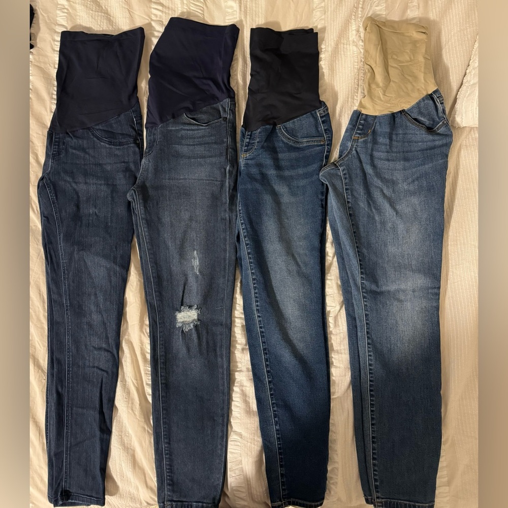 Maternity jeans bundle PinkBlush and Jessica Simpson